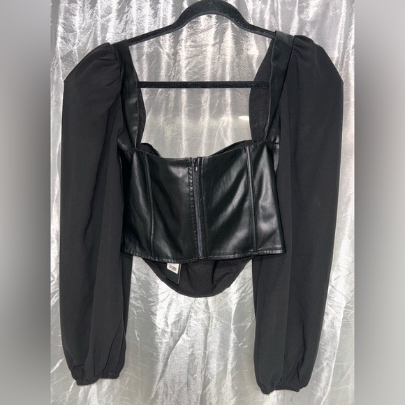 Fashion Nova corset Top with sheer arms - Picture 5 of 9